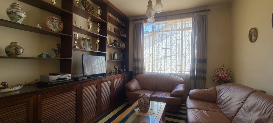 4 Bedroom Property for Sale in Cyrildene Gauteng