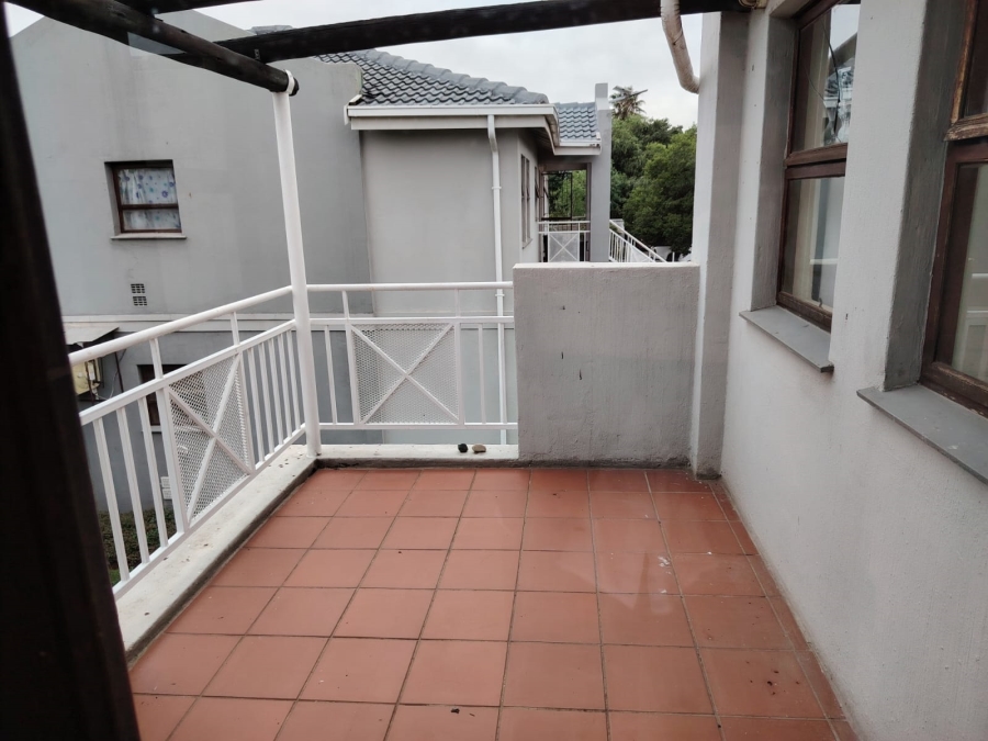 1 Bedroom Property for Sale in Lakefield Gauteng