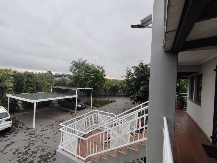 1 Bedroom Property for Sale in Lakefield Gauteng