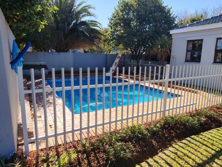 1 Bedroom Property for Sale in Lakefield Gauteng