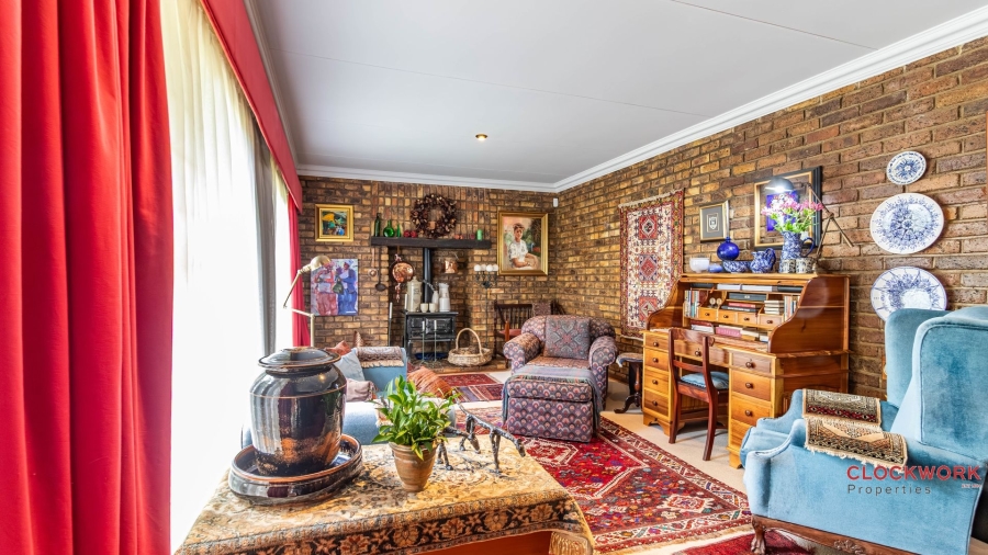 3 Bedroom Property for Sale in Dunnottar Gauteng