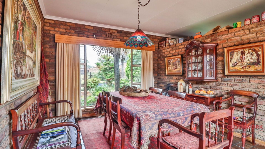 3 Bedroom Property for Sale in Dunnottar Gauteng