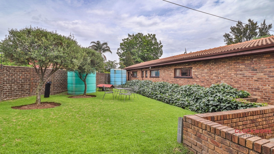 3 Bedroom Property for Sale in Dunnottar Gauteng