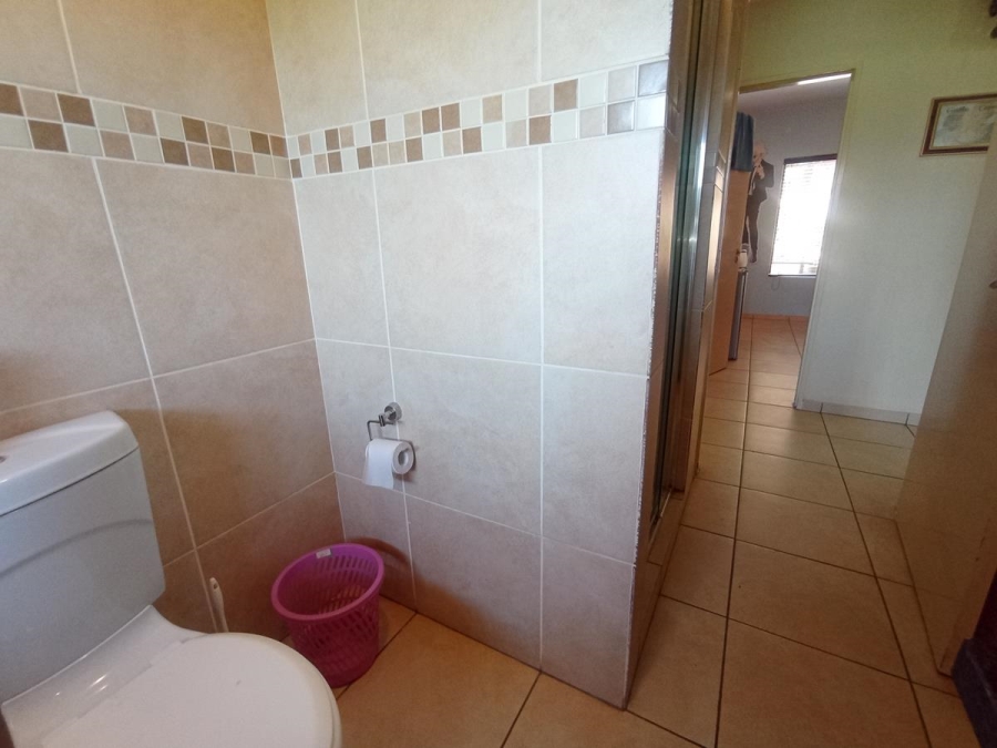 3 Bedroom Property for Sale in Mulbarton Gauteng