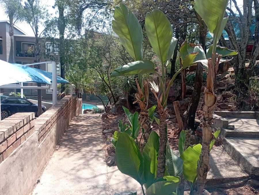 3 Bedroom Property for Sale in Mulbarton Gauteng