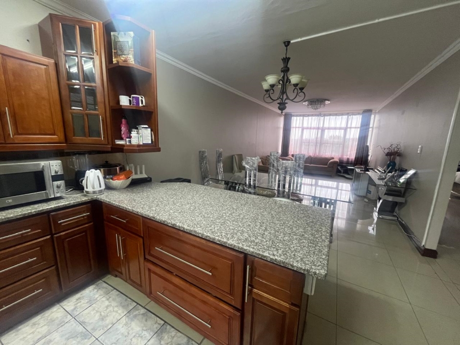 2 Bedroom Property for Sale in Dowerglen Gauteng