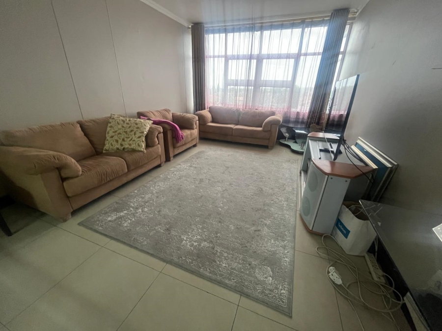 2 Bedroom Property for Sale in Dowerglen Gauteng