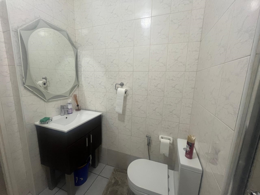 2 Bedroom Property for Sale in Dowerglen Gauteng