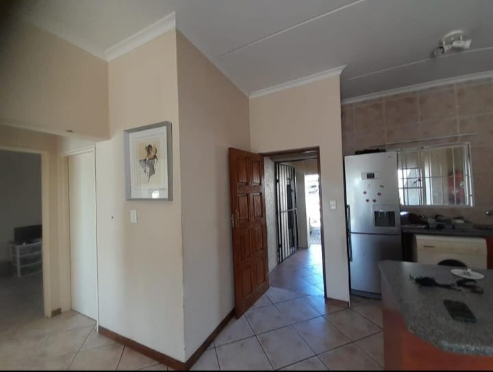 2 Bedroom Property for Sale in Northgate Gauteng