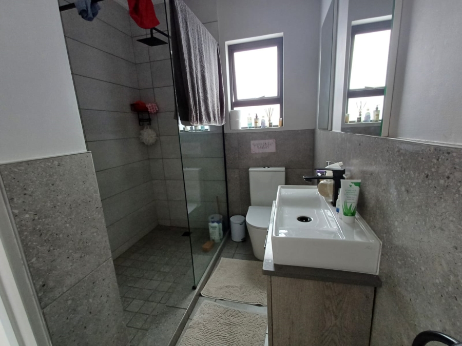 3 Bedroom Property for Sale in Glen Erasmia Gauteng