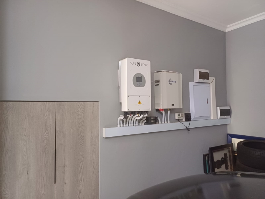 3 Bedroom Property for Sale in Glen Erasmia Gauteng