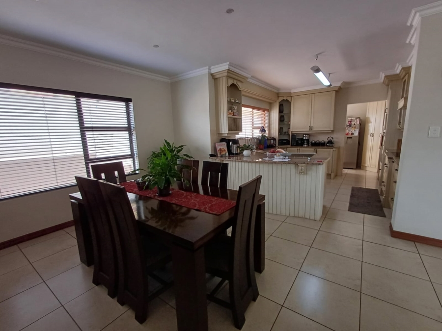 4 Bedroom Property for Sale in Glen Erasmia Gauteng