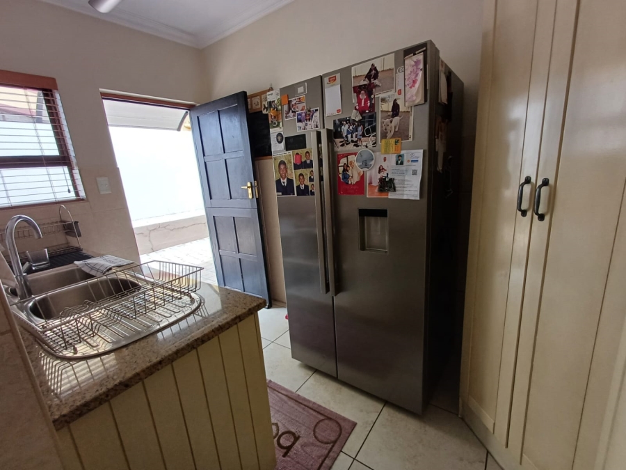 4 Bedroom Property for Sale in Glen Erasmia Gauteng