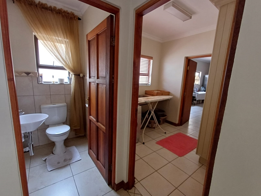 4 Bedroom Property for Sale in Glen Erasmia Gauteng