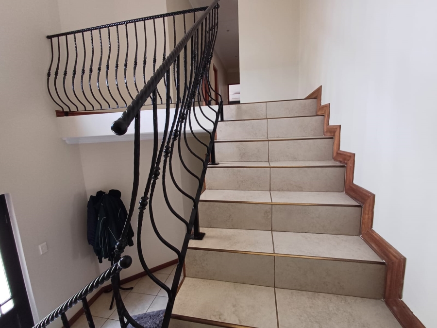 4 Bedroom Property for Sale in Glen Erasmia Gauteng