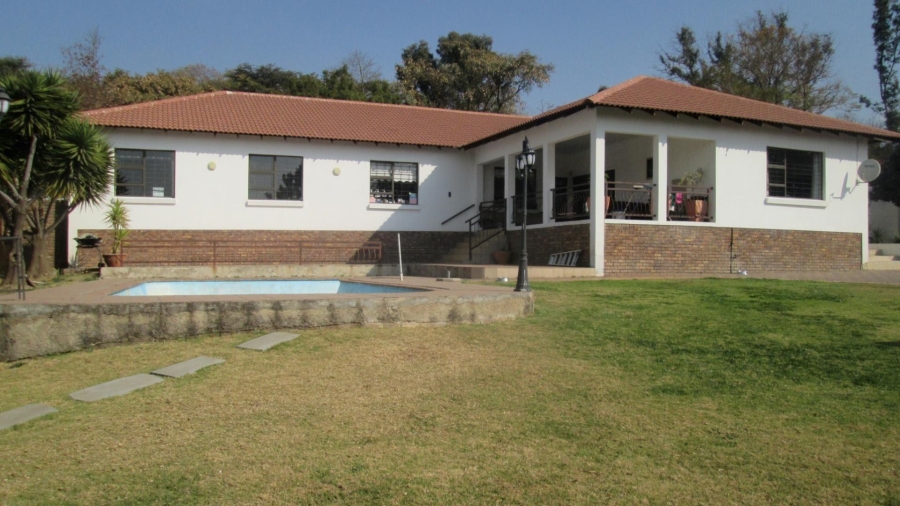 5 Bedroom Property for Sale in Linbro Park Gauteng
