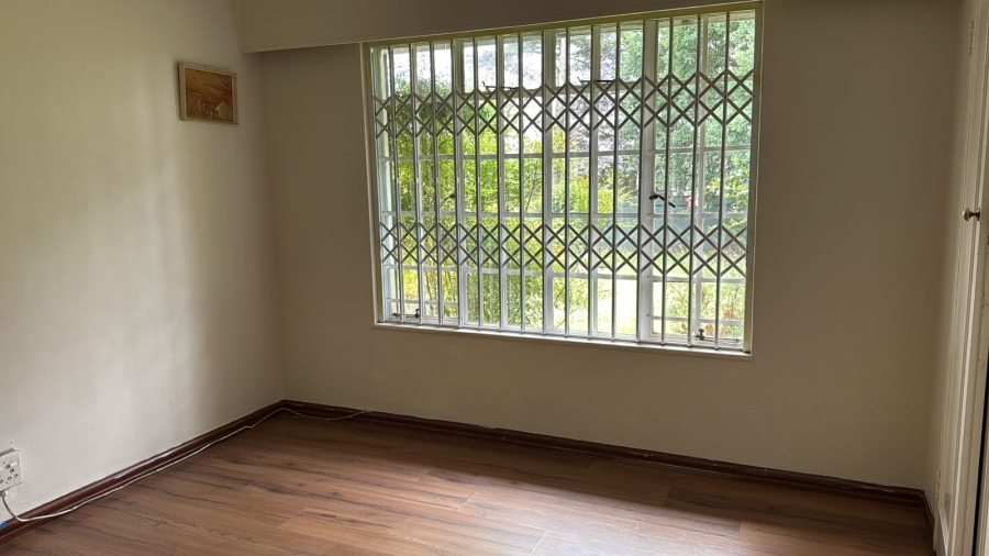 5 Bedroom Property for Sale in Klevehill Park Gauteng