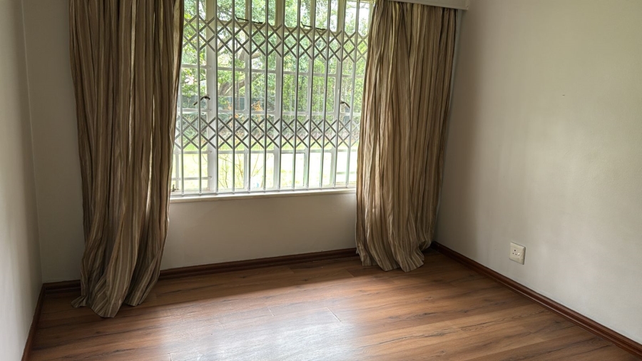 5 Bedroom Property for Sale in Klevehill Park Gauteng