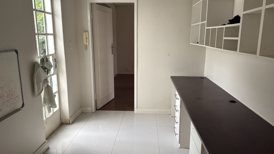 5 Bedroom Property for Sale in Klevehill Park Gauteng