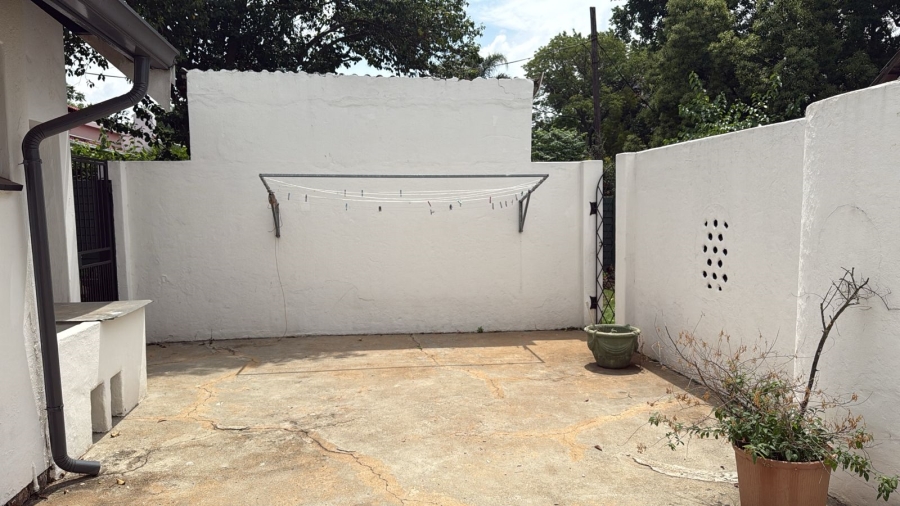 5 Bedroom Property for Sale in Klevehill Park Gauteng