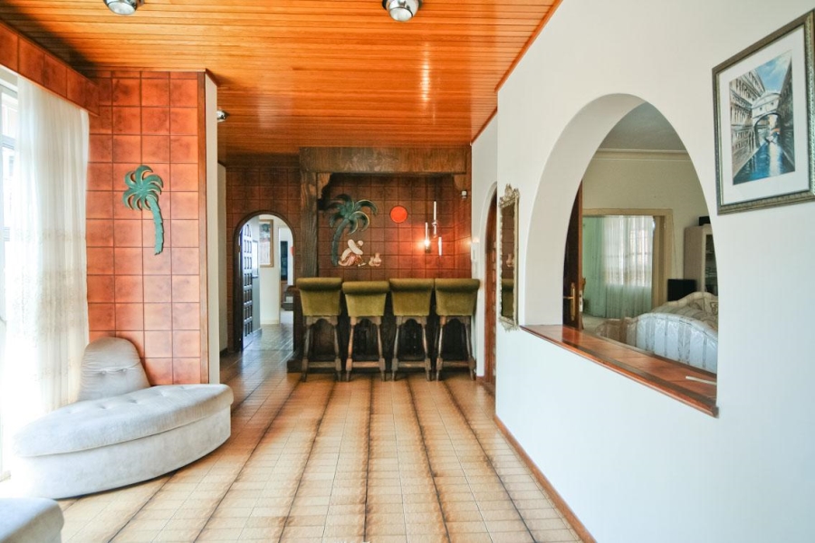 7 Bedroom Property for Sale in Observatory Gauteng
