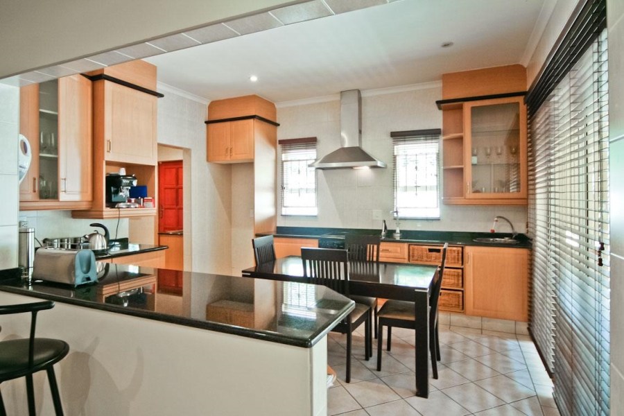 7 Bedroom Property for Sale in Observatory Gauteng