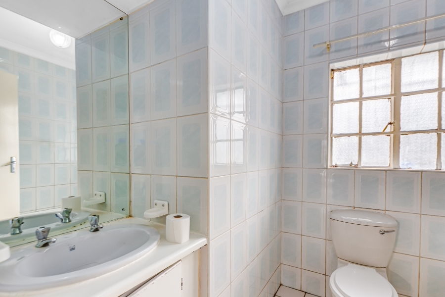 3 Bedroom Property for Sale in Noordwyk Gauteng