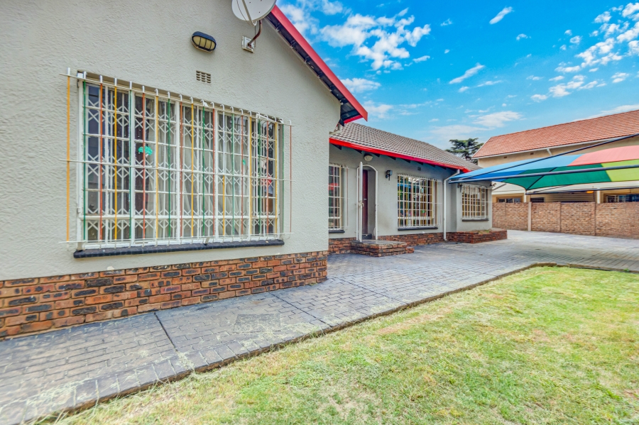 3 Bedroom Property for Sale in Noordwyk Gauteng
