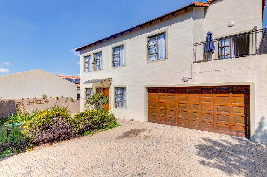 4 Bedroom Property for Sale in Kyalami Gauteng