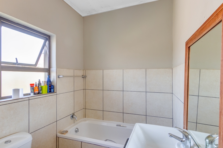 4 Bedroom Property for Sale in Kyalami Gauteng