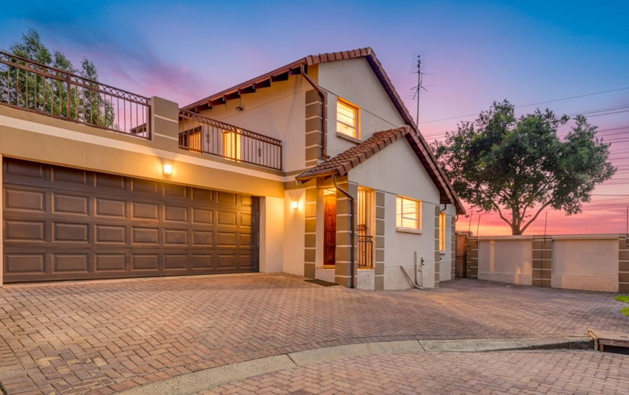 3 Bedroom Property for Sale in Barbeque Downs Gauteng