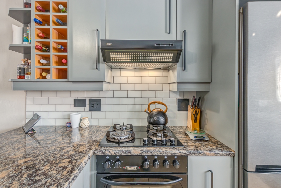 3 Bedroom Property for Sale in Barbeque Downs Gauteng