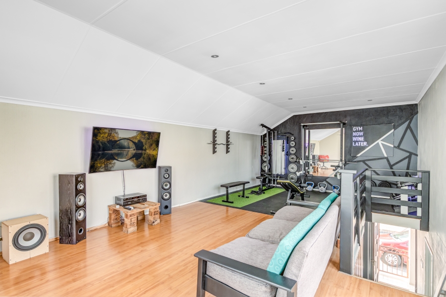 3 Bedroom Property for Sale in Barbeque Downs Gauteng