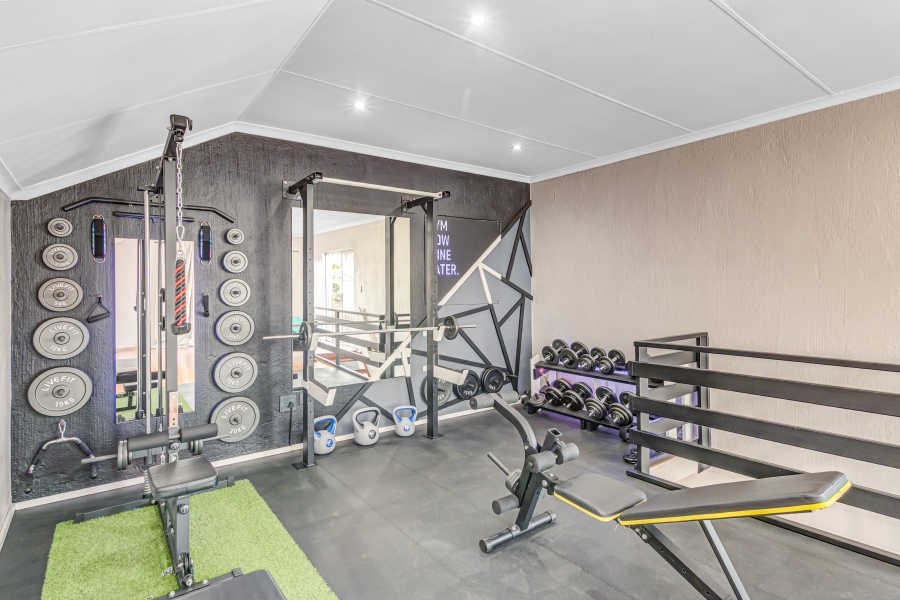 3 Bedroom Property for Sale in Barbeque Downs Gauteng