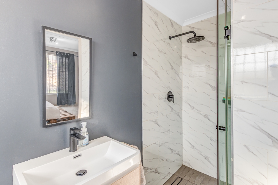 3 Bedroom Property for Sale in Barbeque Downs Gauteng