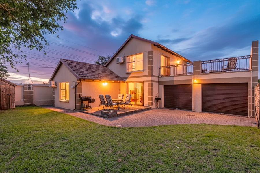 3 Bedroom Property for Sale in Barbeque Downs Gauteng