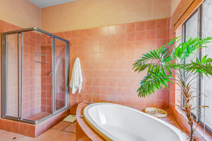 4 Bedroom Property for Sale in Chartwell Gauteng