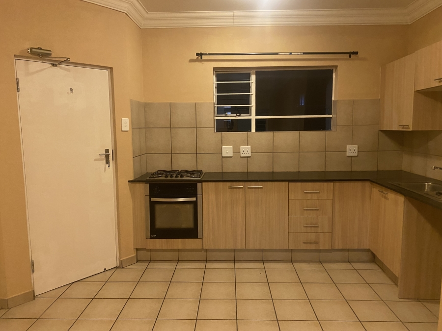 2 Bedroom Property for Sale in Buccleuch Gauteng
