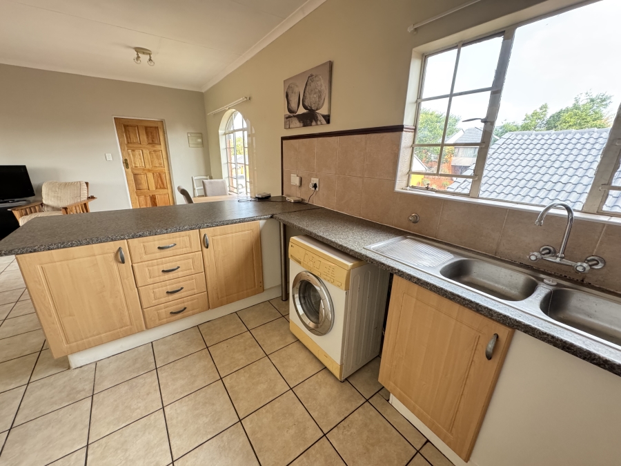 2 Bedroom Property for Sale in Mooikloof Ridge Gauteng