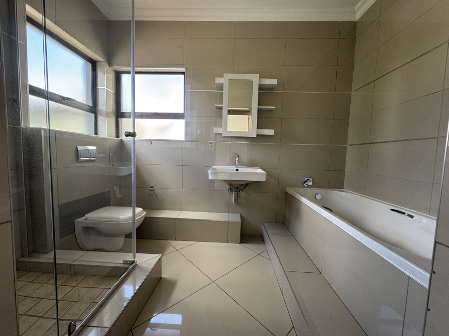 3 Bedroom Property for Sale in Olympus AH Gauteng
