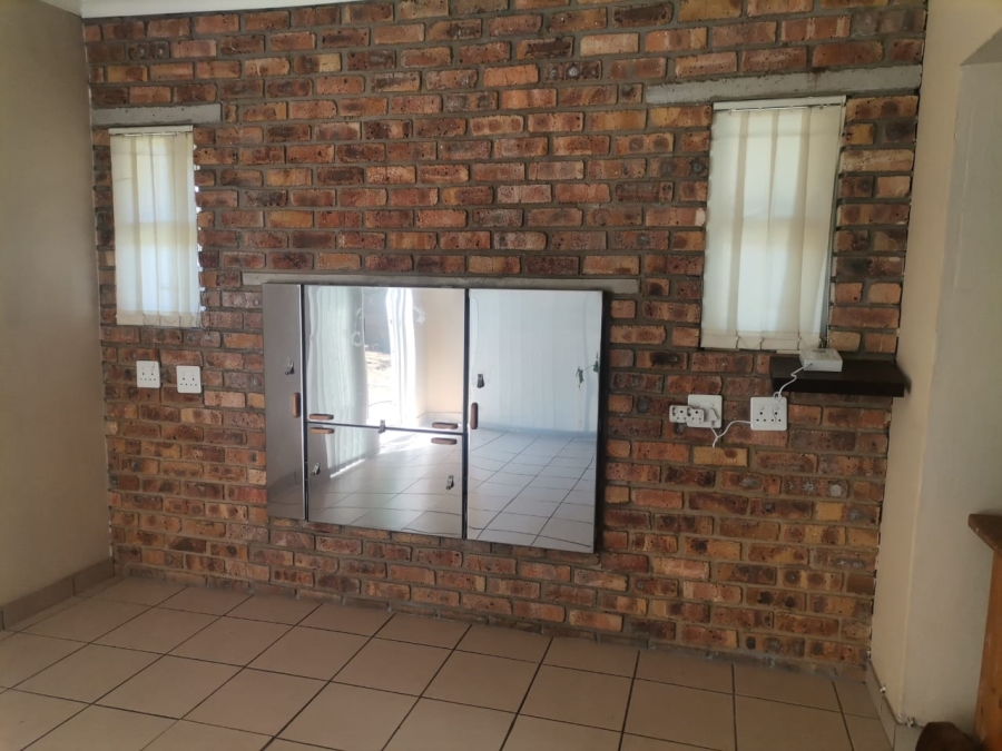 5 Bedroom Property for Sale in Vanderbijlpark SE 6 Gauteng