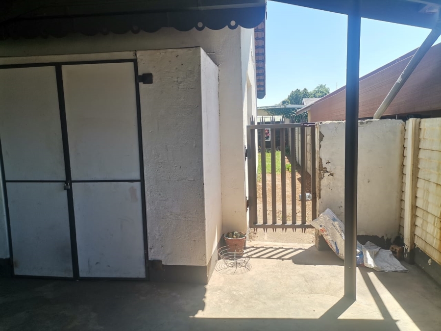 5 Bedroom Property for Sale in Vanderbijlpark SE 6 Gauteng