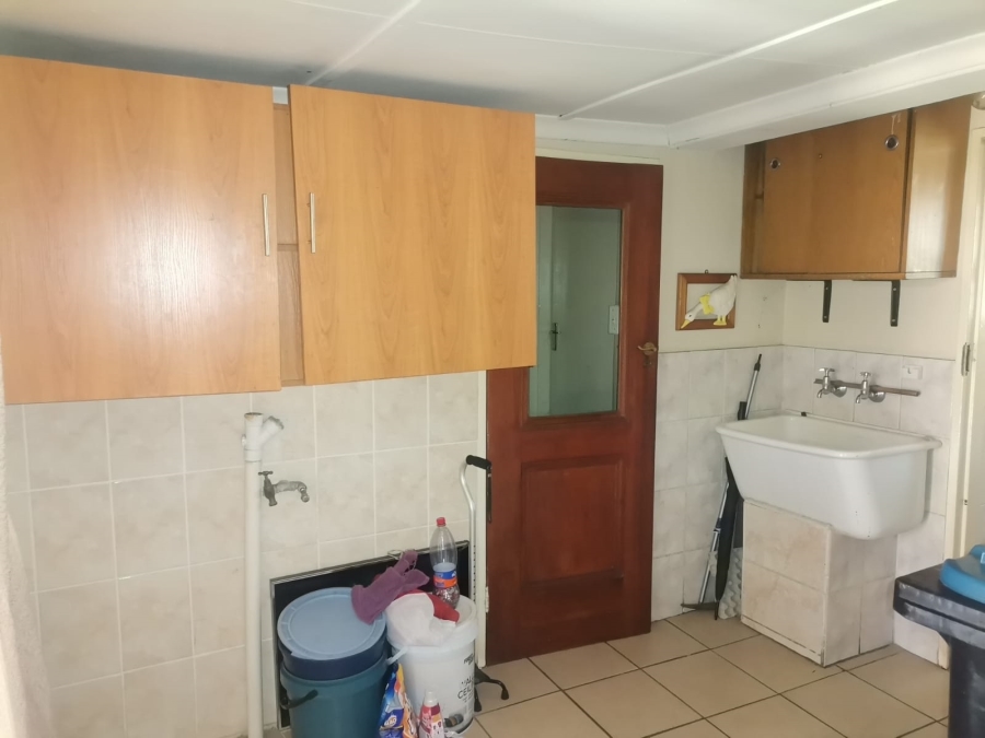 5 Bedroom Property for Sale in Vanderbijlpark SE 6 Gauteng