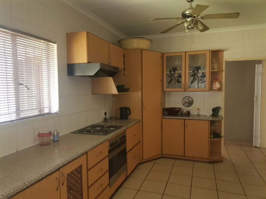 5 Bedroom Property for Sale in Vanderbijlpark SE 6 Gauteng