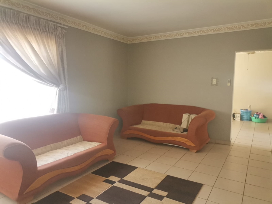 5 Bedroom Property for Sale in Vanderbijlpark SE 6 Gauteng