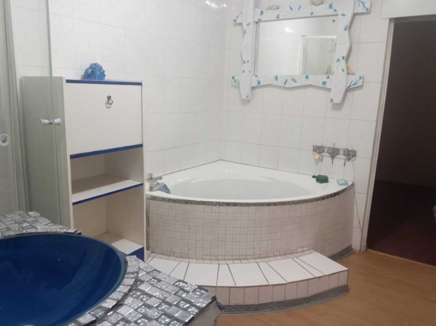 3 Bedroom Property for Sale in Vanderbijlpark CW 5 Gauteng