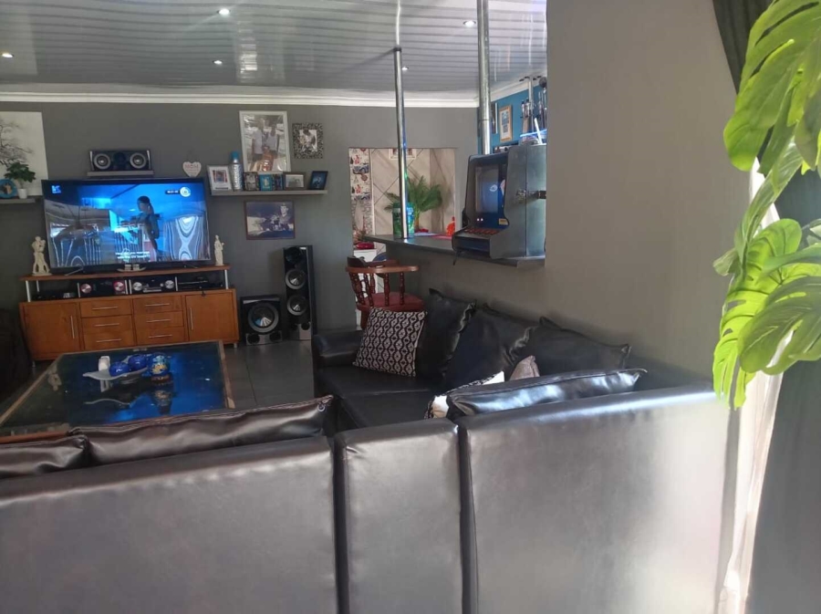 3 Bedroom Property for Sale in Vanderbijlpark CW 5 Gauteng