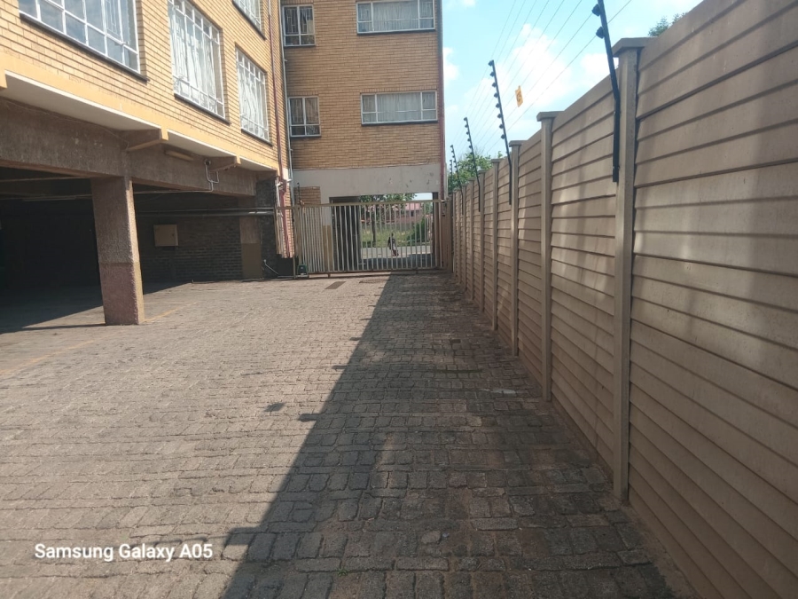 1 Bedroom Property for Sale in Vereeniging Gauteng