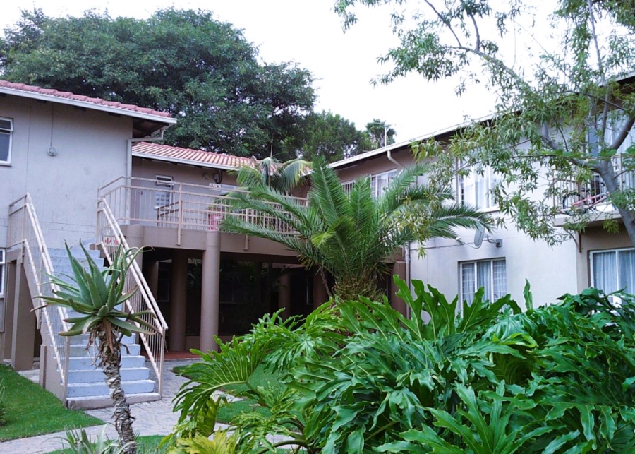 3 Bedroom Property for Sale in Radiokop Gauteng