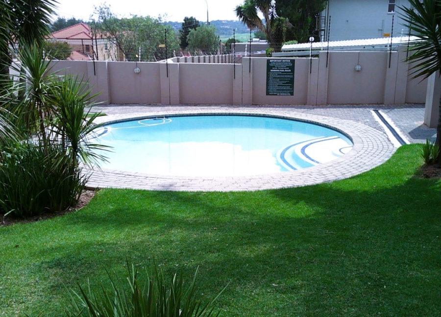 3 Bedroom Property for Sale in Radiokop Gauteng